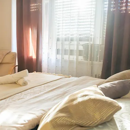 Apartament Lili *