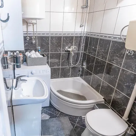 Apartament Lili